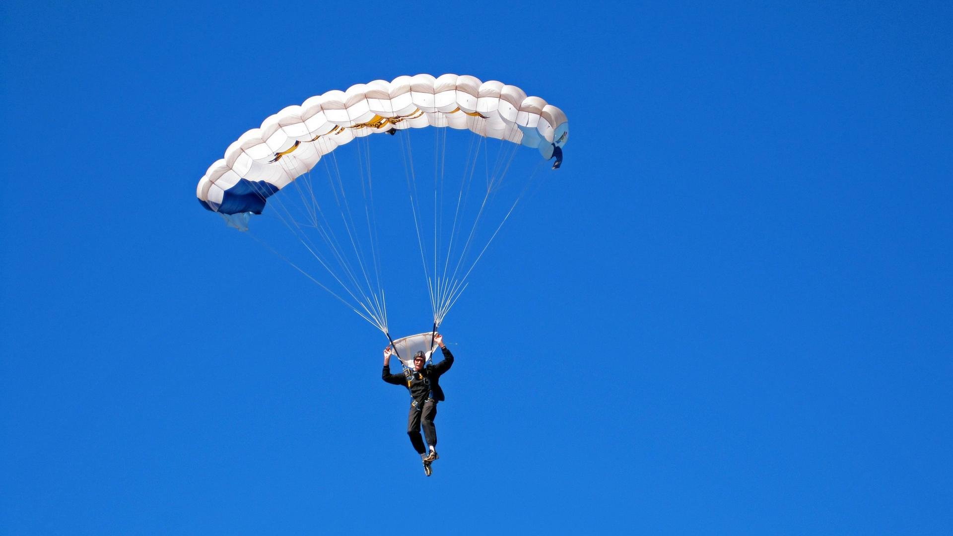 “英超新星崭露头角，成为球队未来希望”，英超新赛季前瞻